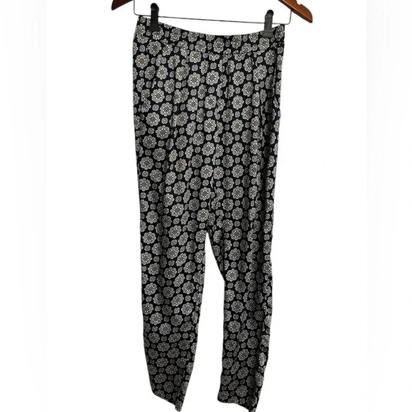 5/20$ Forever21 navy blue boho  patterned pants size small - Picture 1 of 7
